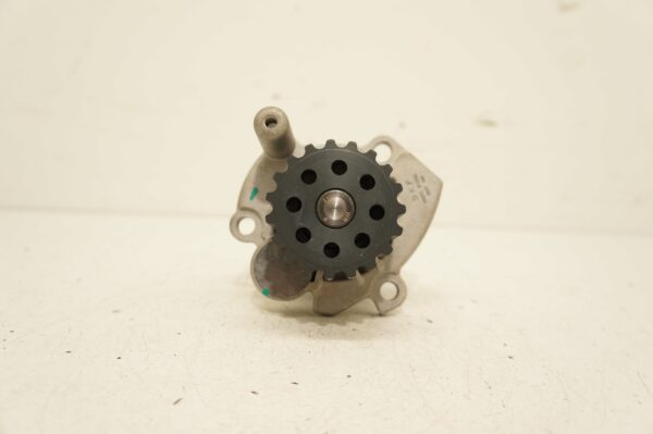 POMPA WODY VW GOLF V 1,9 2,0 TDI VKPC 81230