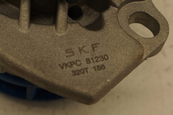 POMPA WODY VW GOLF V 1,9 2,0 TDI VKPC 81230