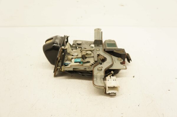 ZAMEK KLAPY TYŁ INFINITI Q70 905520AQ000