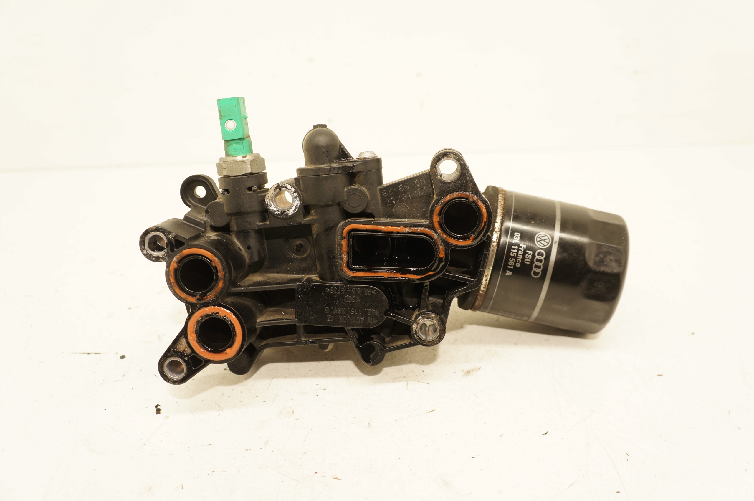 PODSTAWA FILTRA OLEJU VW POLO SKODA FABIA SEAT IBIZA 1.4 TDI 04B115389B