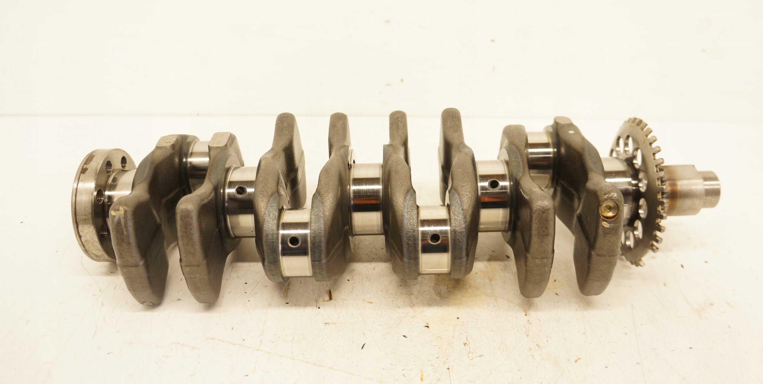 17192289136-696923dd07687 WAŁ KORBOWY TOYOTA YARIS 1.5 VVTI 2NR