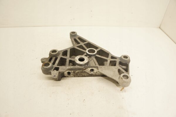 ŁAPA WSPORNIK SILNIKA FORD MONDEO 2.0 TDCI HG9Q-6A060-AB