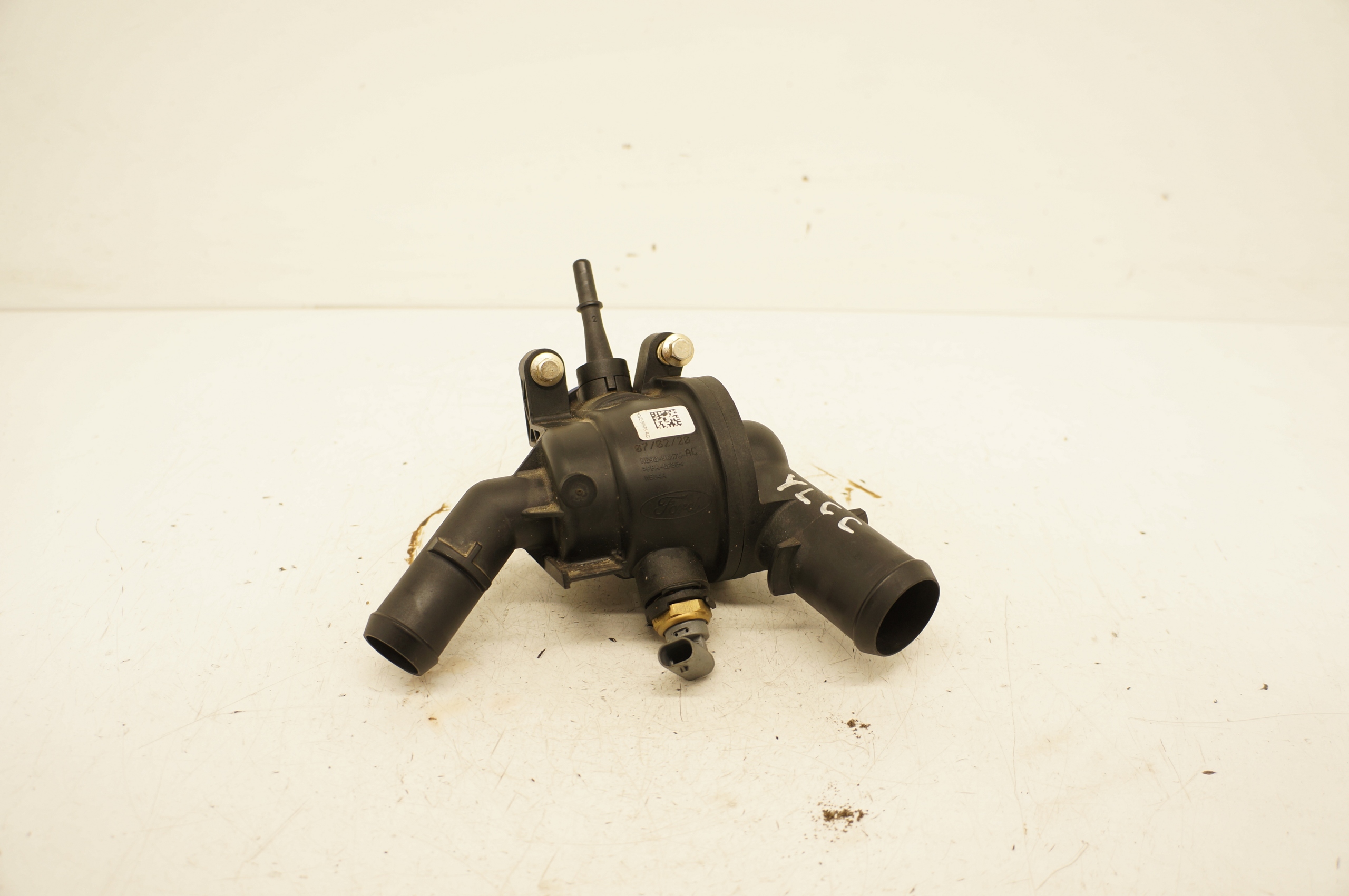 OBUDOWA TERMOSTATU FORD MONDEO 2.0 TDCI HG9Q-9K478-AC