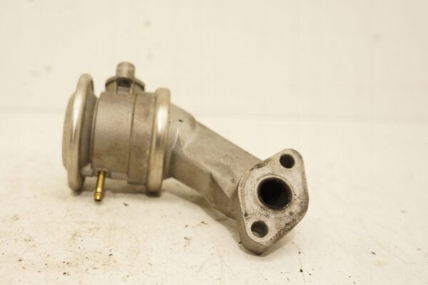 ZAWÓR EGR PRAWY PORSCHE CAYENNE AUDI S4 3.0 TFSI 06E131102K