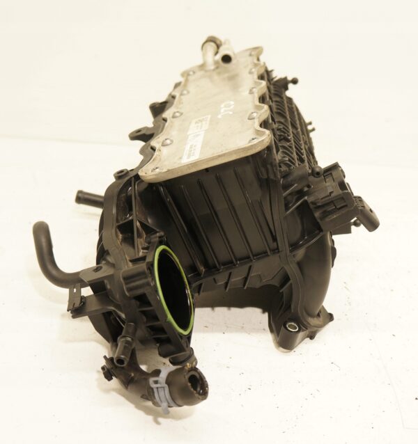 17257745594-69692227ead8a KOLEKTOR SSĄCY AUDI VW A3 GOLF 1.4TSI 04E129711L 04E145749B 04E129709PL