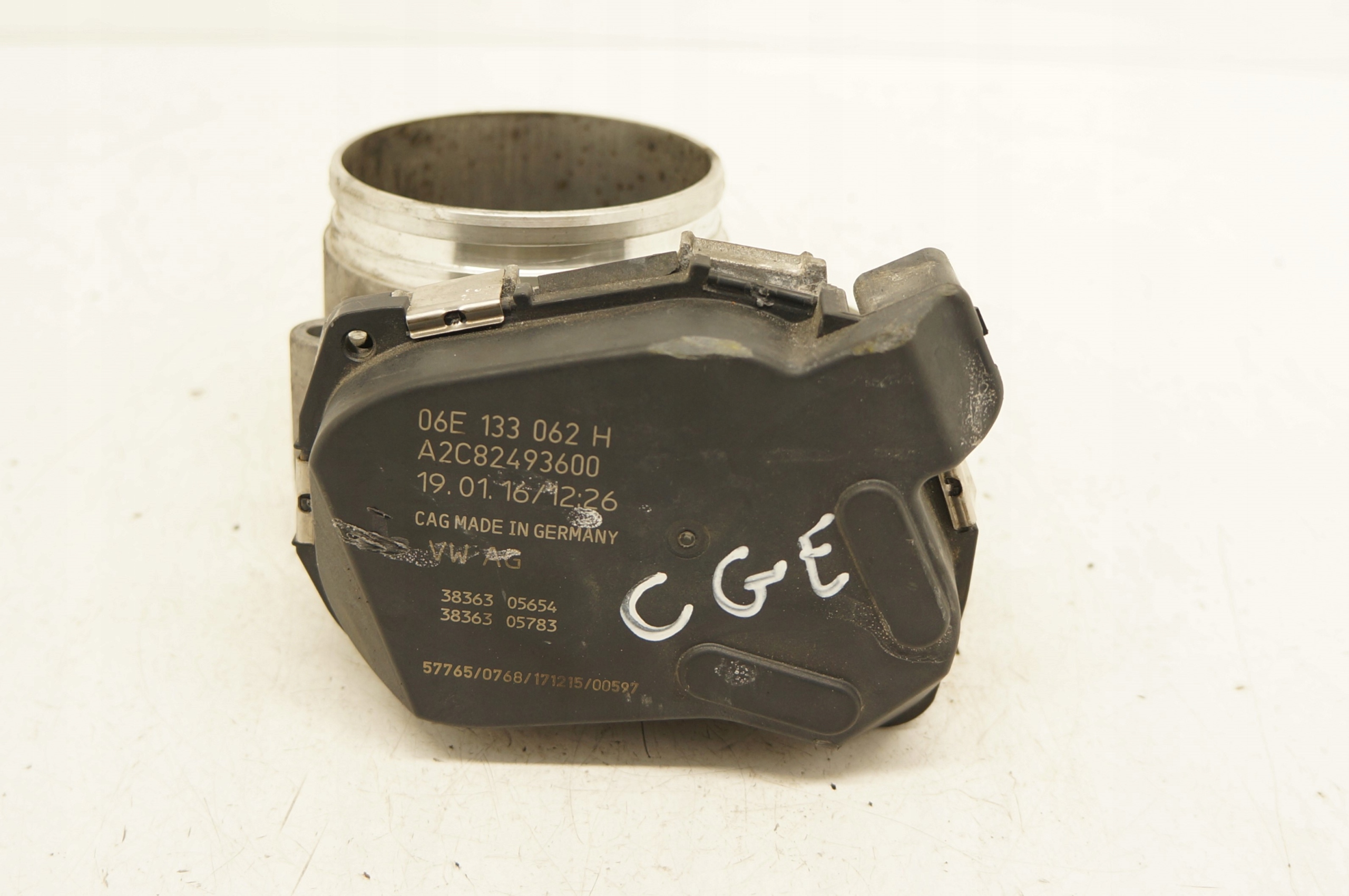 PRZEPUSTNICA PORSCHE CAYENNE AUDI S4 S5 S6 3.0 TFSI 06E133062H