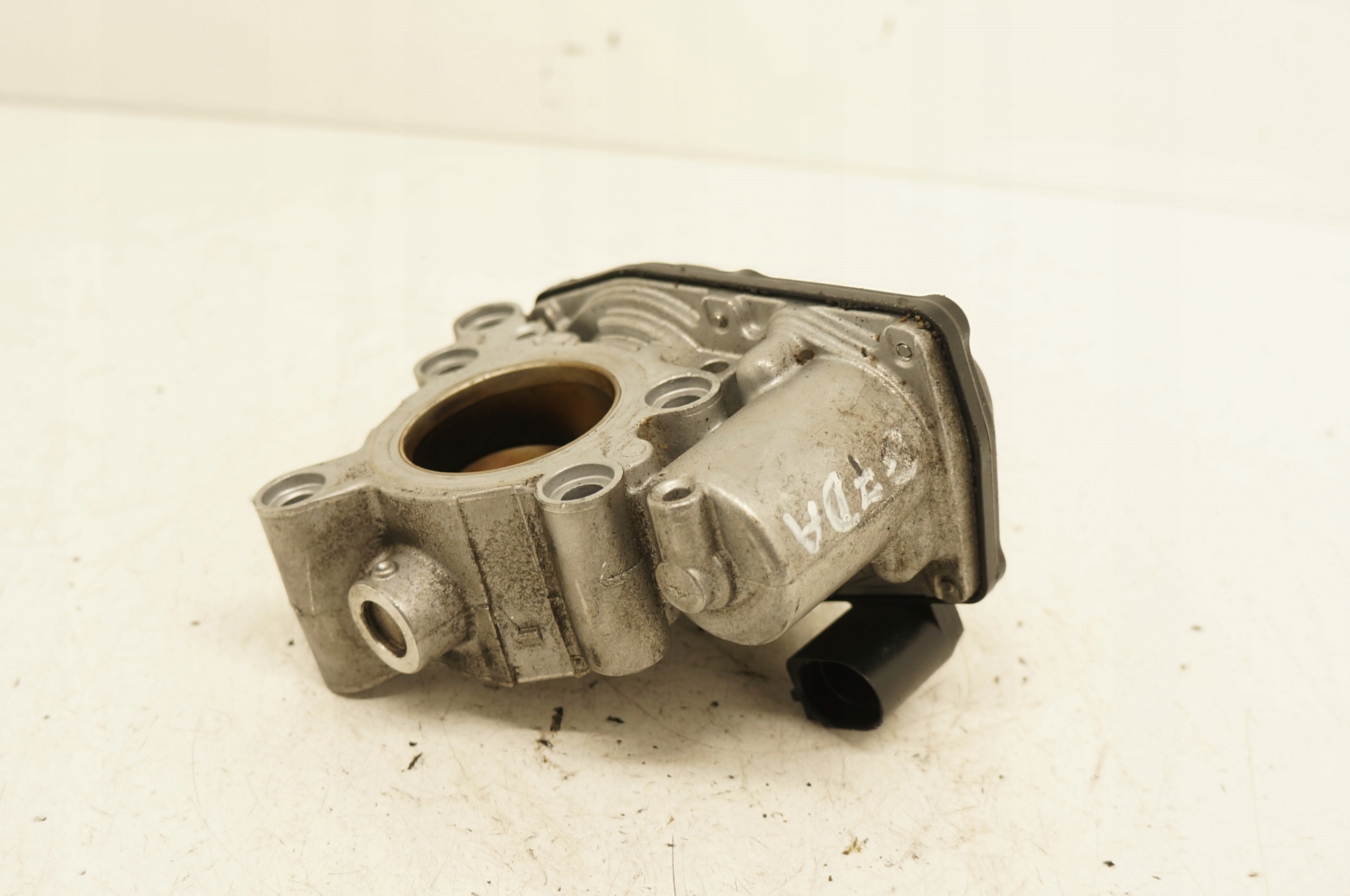 PRZEPUSTNICA FORD FOCUS C-MAX 1.0 H6BG-9F991-AA