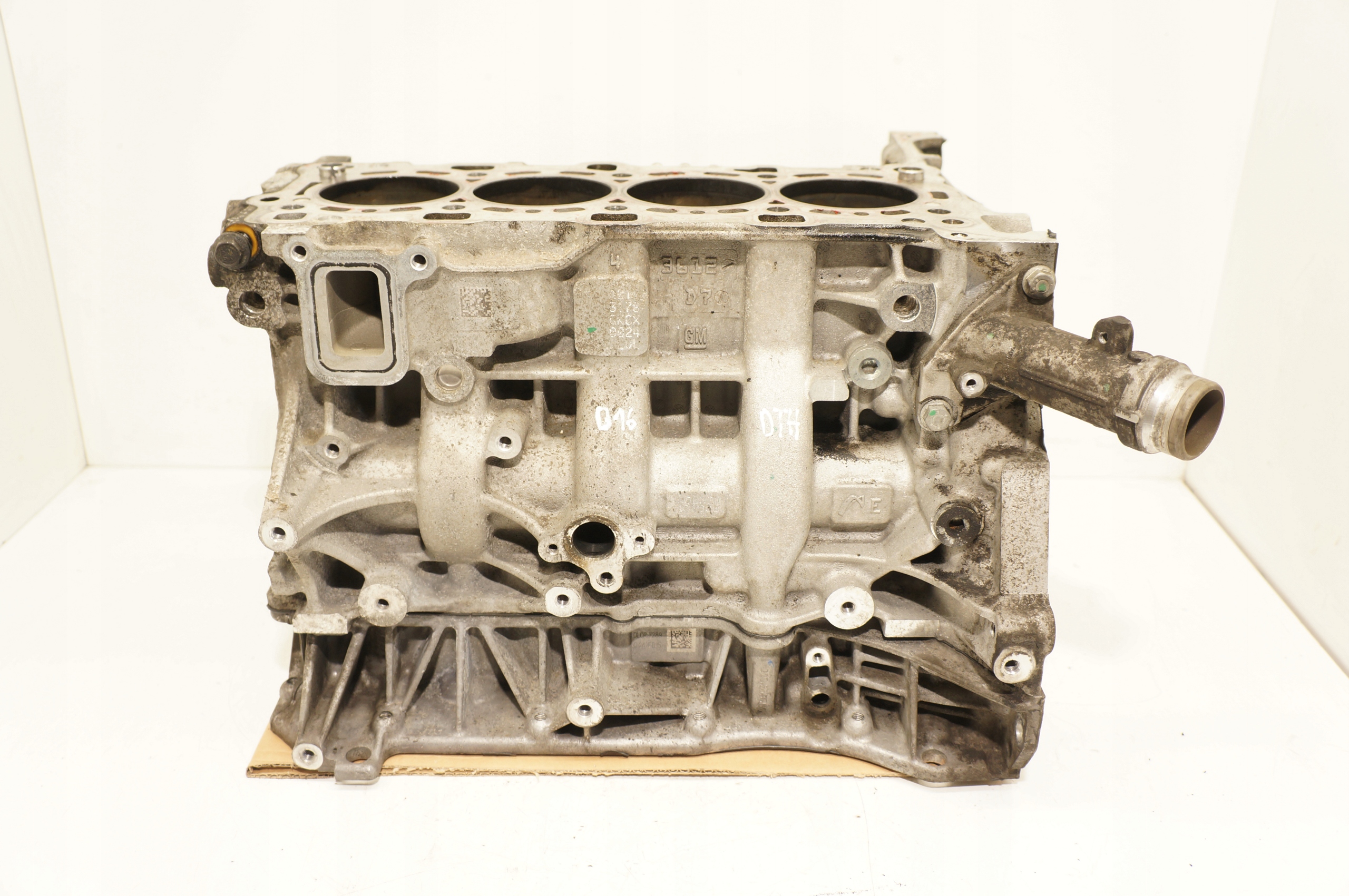 BLOK SILNIKA OPEL ASTRA MOKKA 1,6 CDTI B16DTH/LVL/DTL/LVM 55569916GC