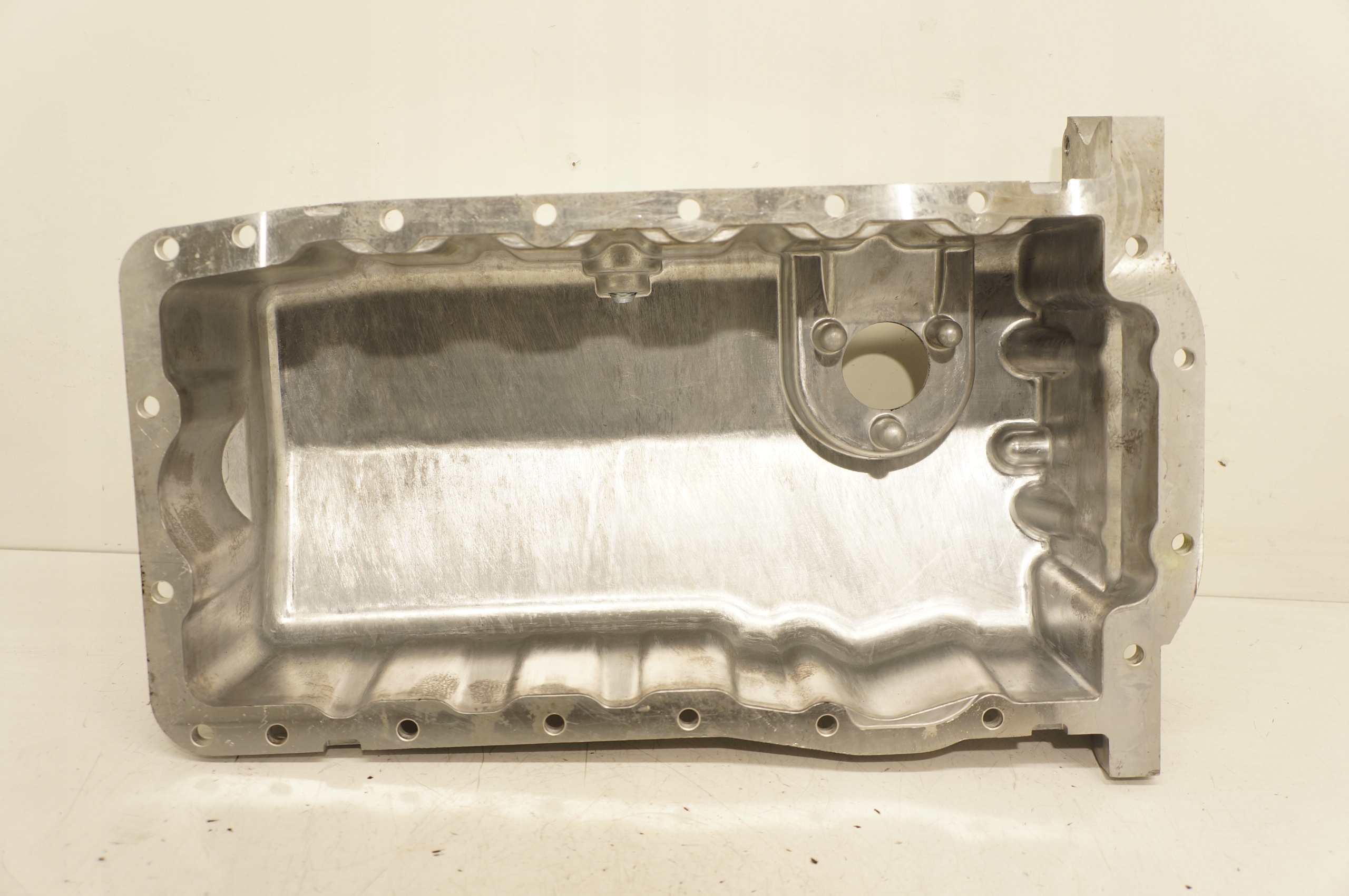 MISKA OLEJOWA VW GOLF PASSAT SKODA OCTAVIA 1.6 1.9 038103603N