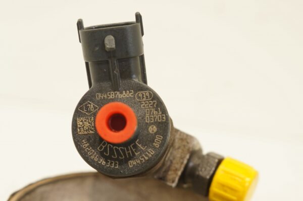 WTRYSKIWACZ WTRYSK MERCEDES RENAULT W177 CAPTUR 2 1,5 BLUE DCI 0445110800