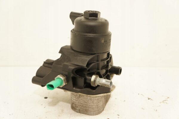 PODSTAWA FILTRA OLEJU VW GOLF VII A3 A5 A6 C7 1,6 2,0 TDI 03N115389T