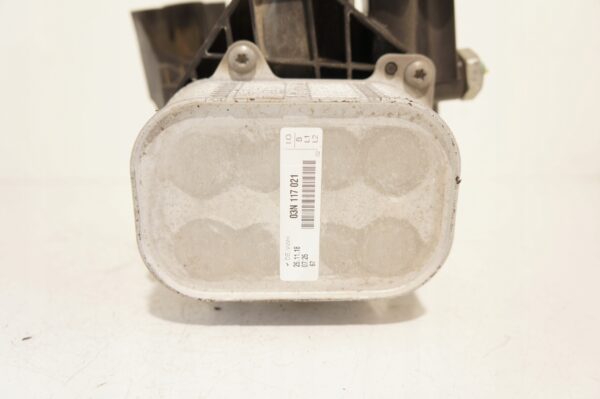 PODSTAWA FILTRA OLEJU VW GOLF VII T-ROC PASSAT B8 1,6 2,0 TDI 03N115389K