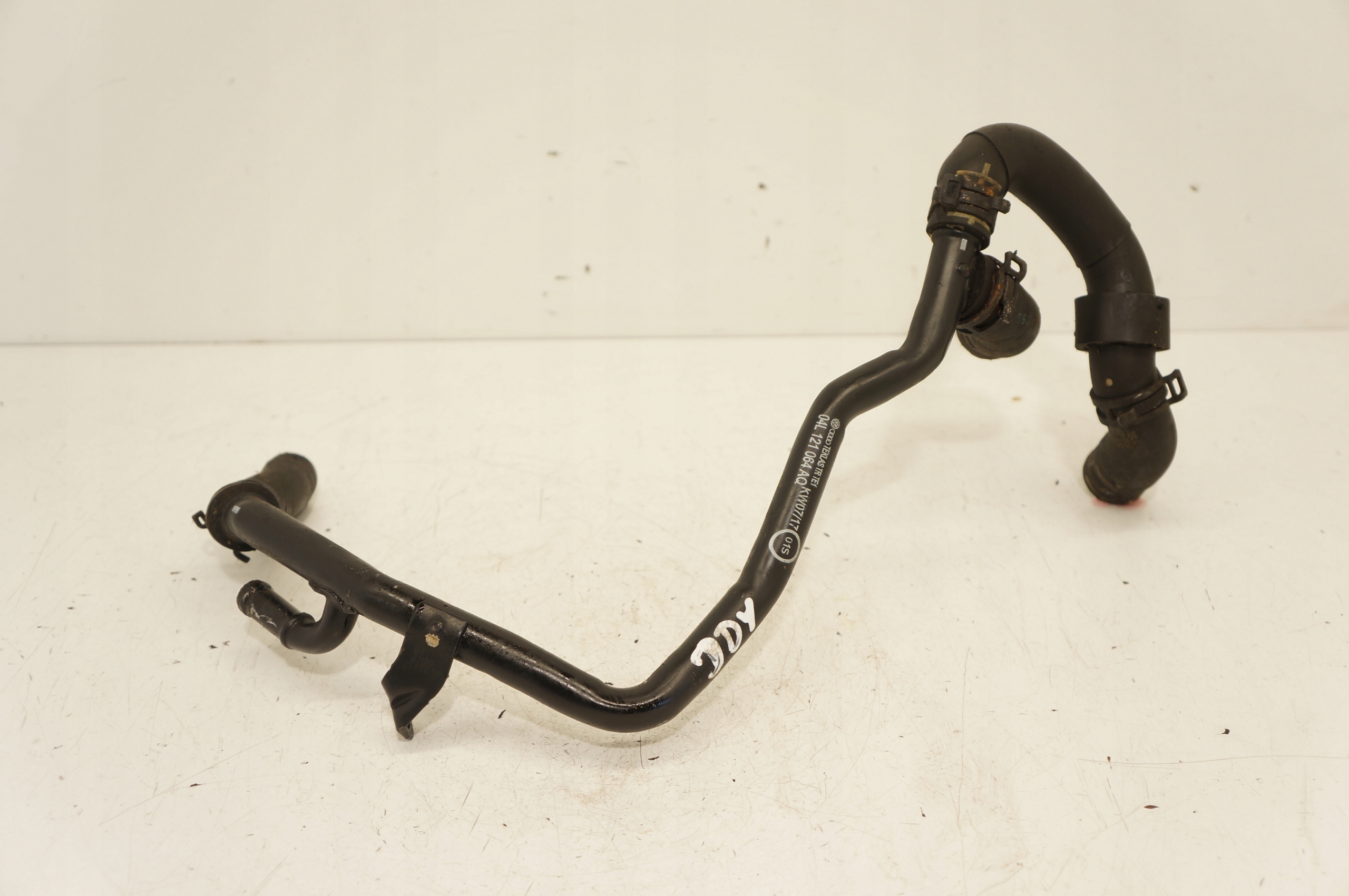 RURKA PRZEWÓD WODY VW GOLF VII T-ROC SEAT LEON AUDI A3 1,6 TDI 04L121064AQ