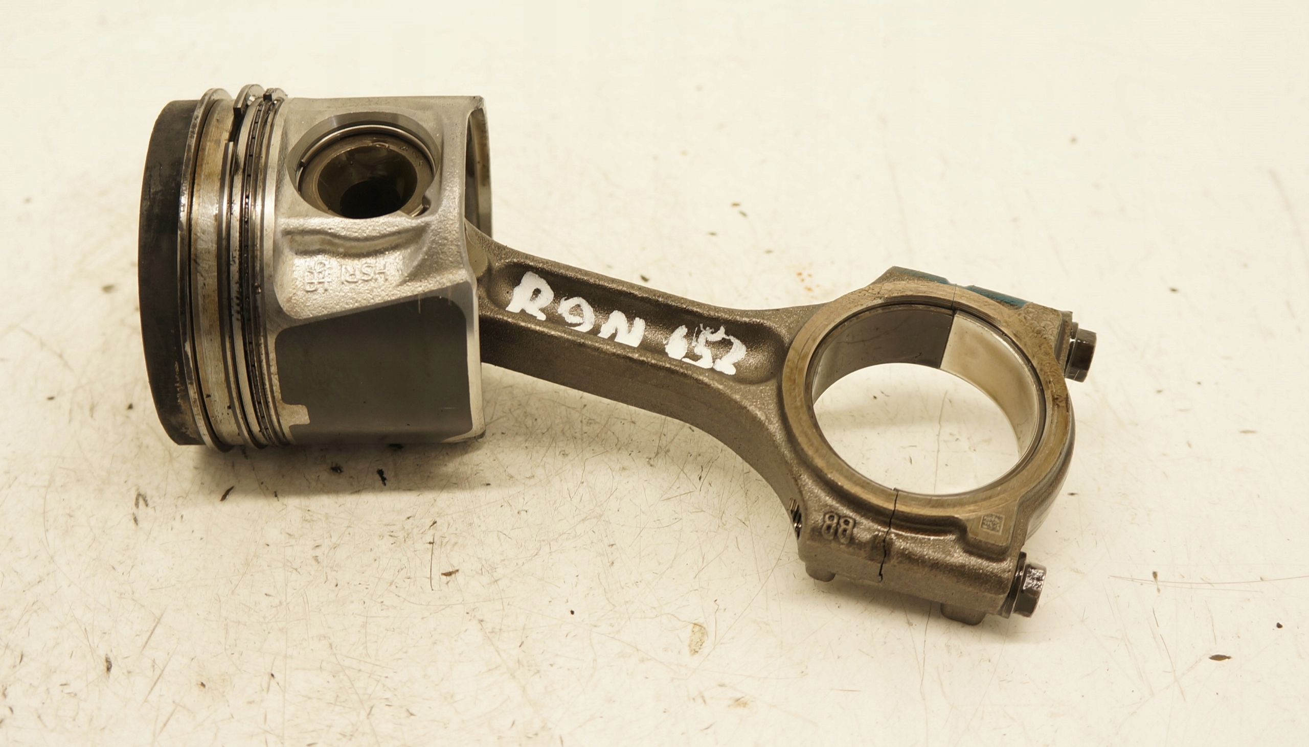 17322277454-69691e5ecb45e TŁOK Z KORBOWODEM RENAULT TRAFIC III QASHQAI VIVARO B 1,6 DCI R9M 080340