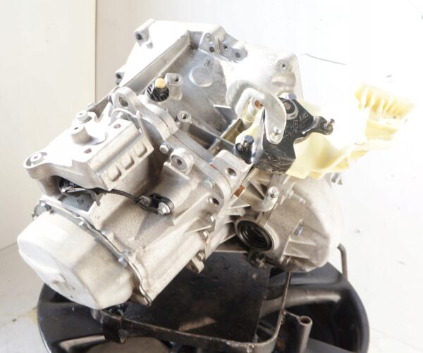 SKRZYNIA BIEGÓW CITROEN C3 PEUGEOT 208 1,5 E-HDI 20ET69