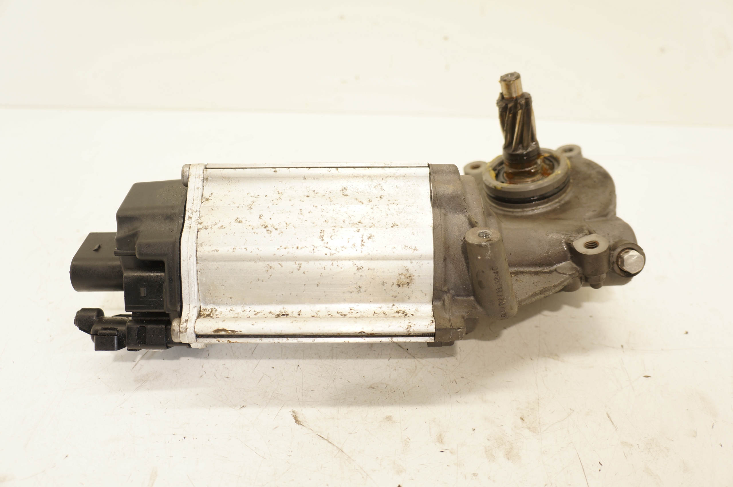 SILNIK MAGLOWNICY VW GOLF VI OCTAVIA A3 1K0909144M