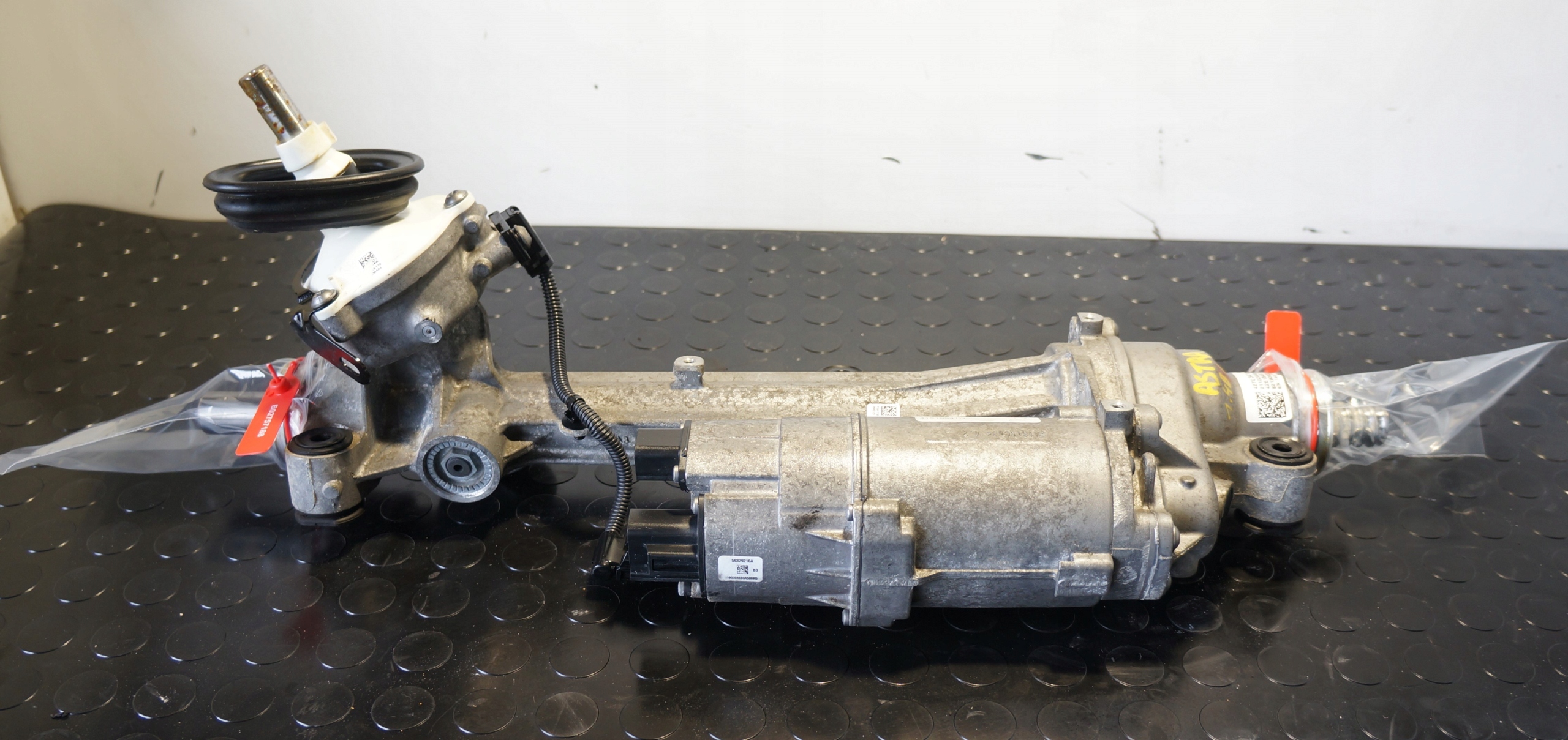 MAGLOWNICA PRZEKŁADNIA OPEL ASTRA V K 39061703 41519541D