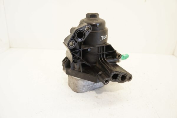 PODSTAWA FILTRA OLEJU VW GOLF VII T-ROC PASSAT B8 1,6 2,0 TDI 03N115389K