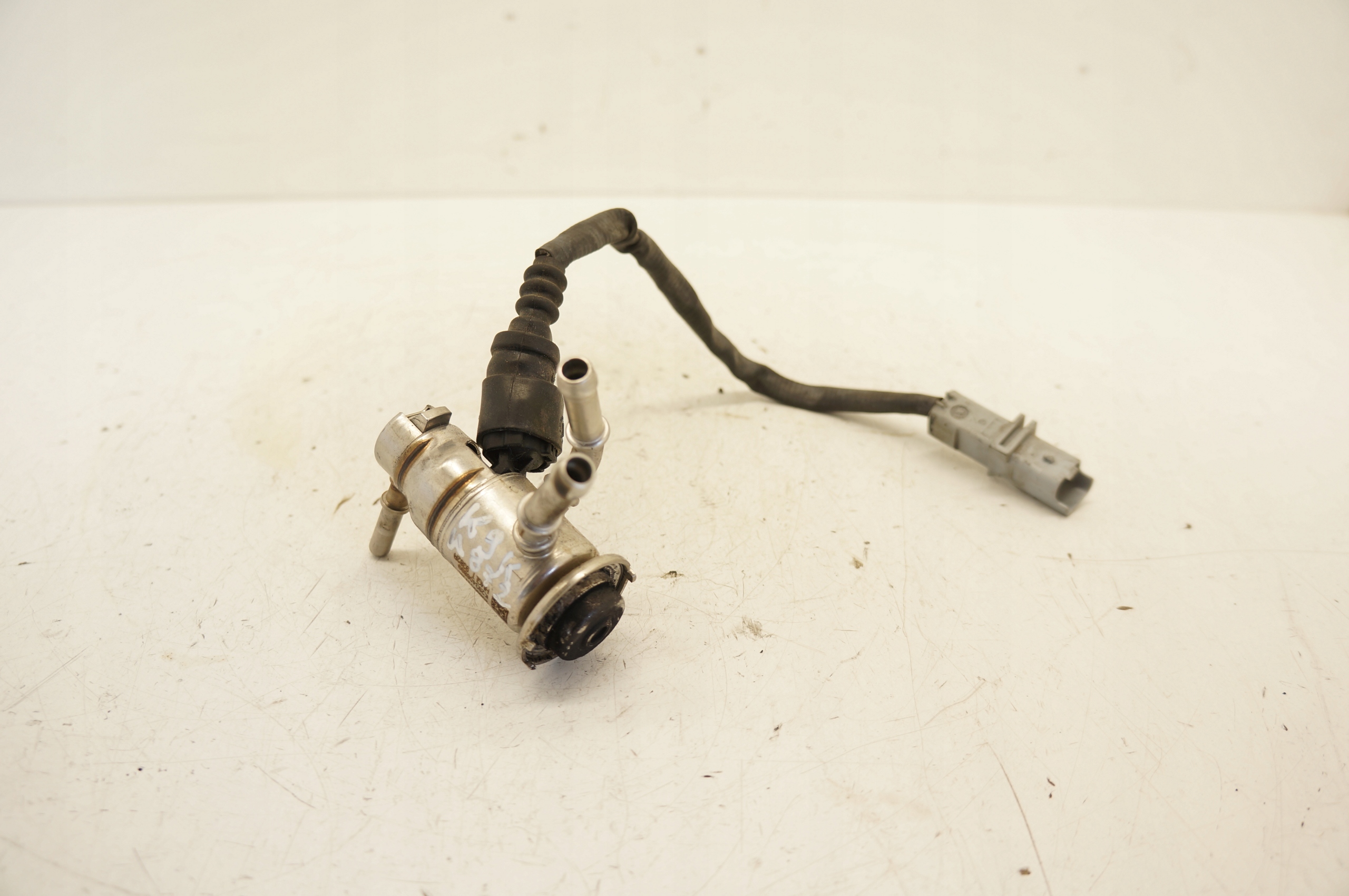 WTRYSK ADBLUE RENAULT MEGANE IV TALISMAN CLIO 1,5BLUE DCI 208995377R