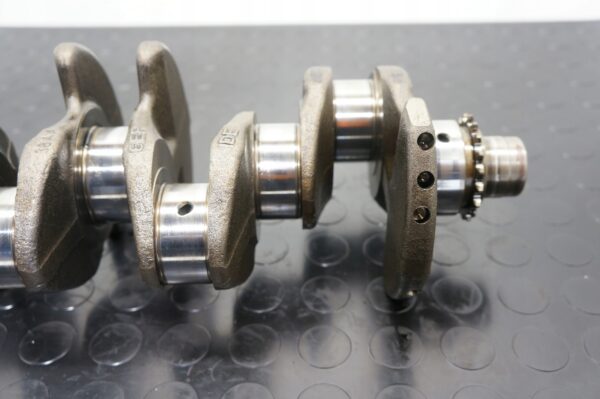 17425665999-696b580a04a54 WAŁ KORBOWY VW GOLF VI A4 B8 PASSAT B7 2,0 TDI 038101AA