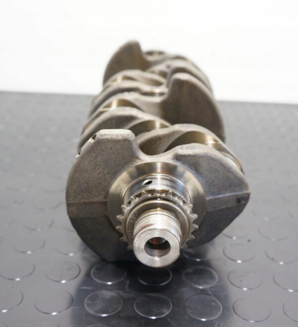 17425665999-696b580f6eac2 WAŁ KORBOWY VW GOLF VI A4 B8 PASSAT B7 2,0 TDI 038101AA