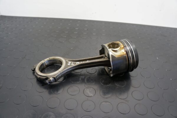 17434495822-696b57b32f390 TŁOK Z KORBOWODEM AUDI Q7 VW TUAREG 3,0 TDI 059AA