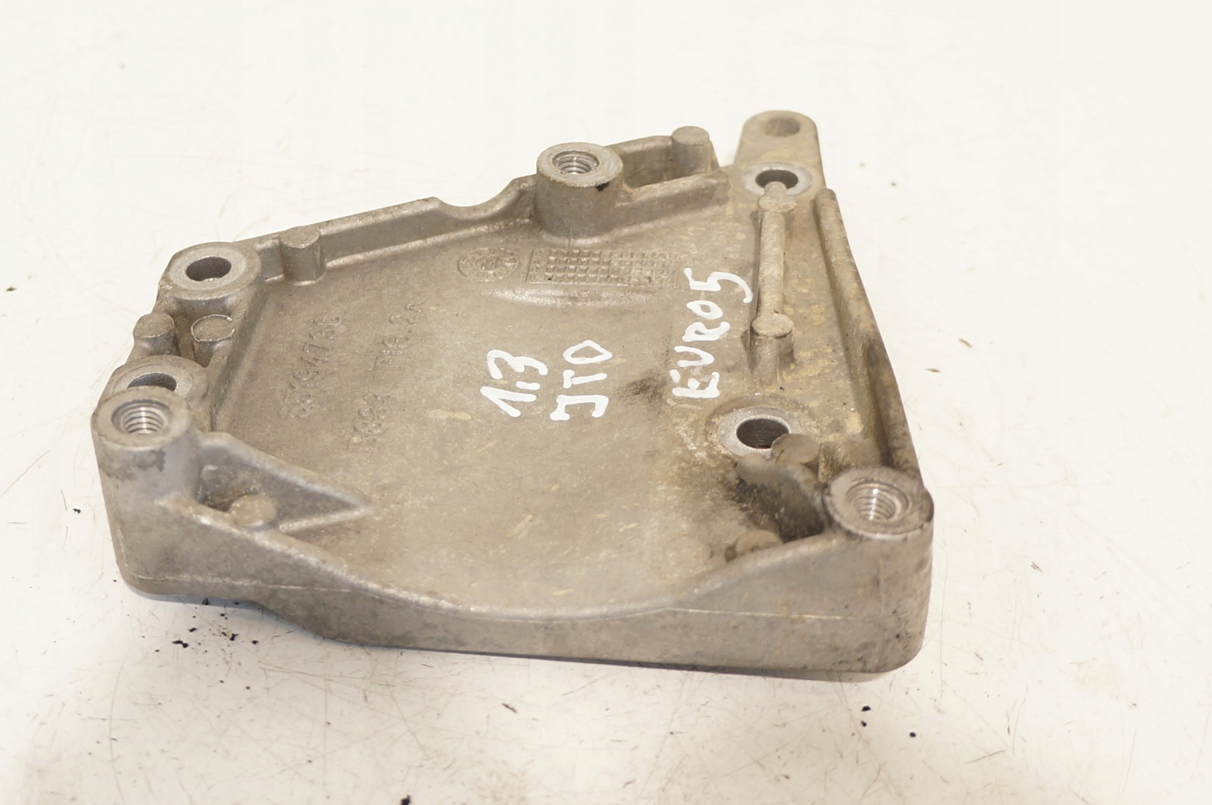 ŁAPA WSPORNIK SILNIKA FIAT DOBLO FIORINO 1,3 JTD 55194730