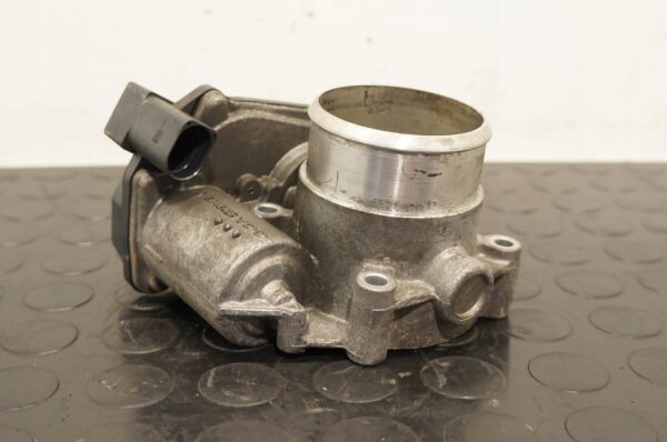 PRZEPUSTNICA AUDI A4 B7 SEAT EXEO 2,0TFSI 06F133062G