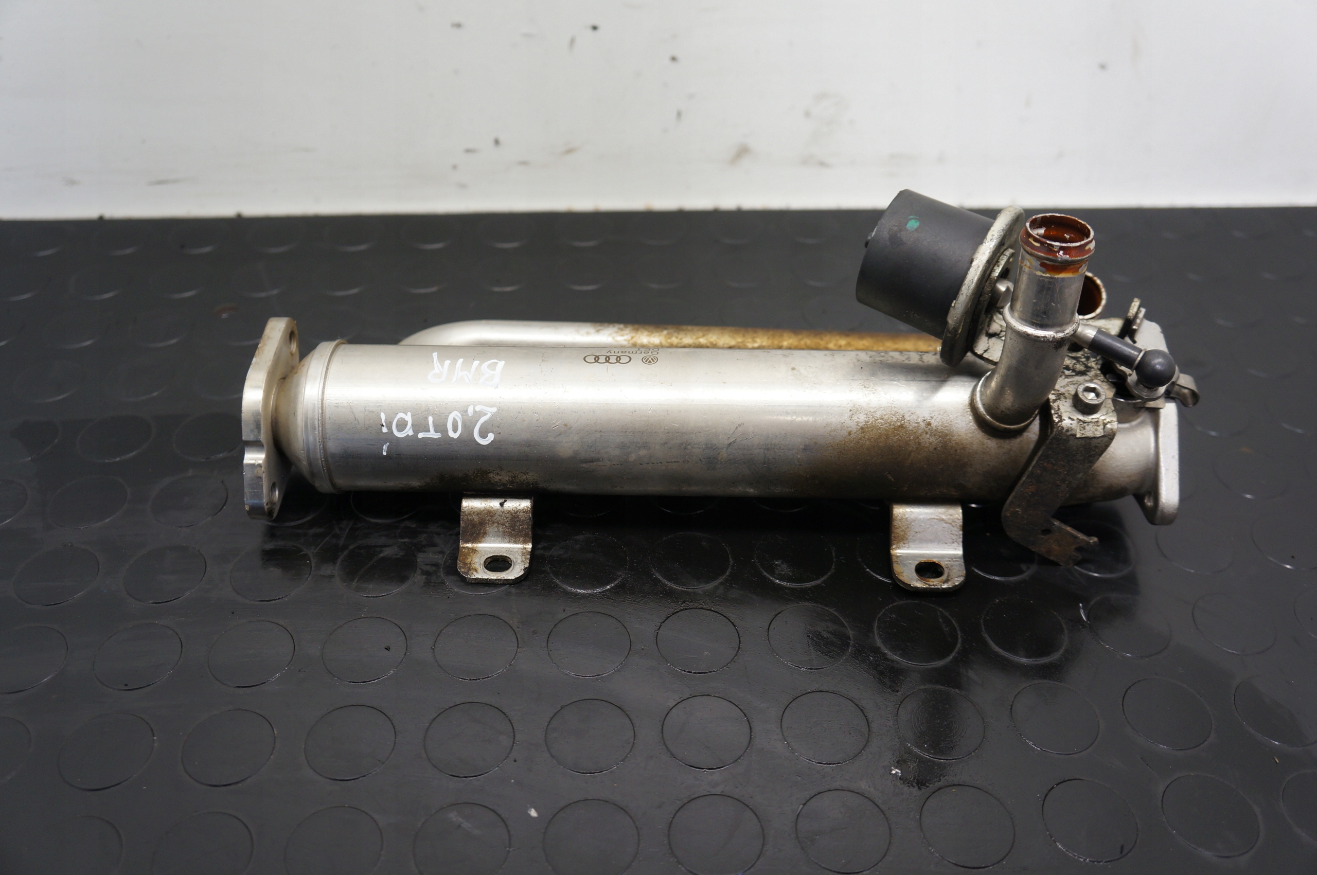 CHŁODNICZKA SPALIN VW GOLF V A3 8P PASSAT B6 2,0 TDI BMR 03G131512AE