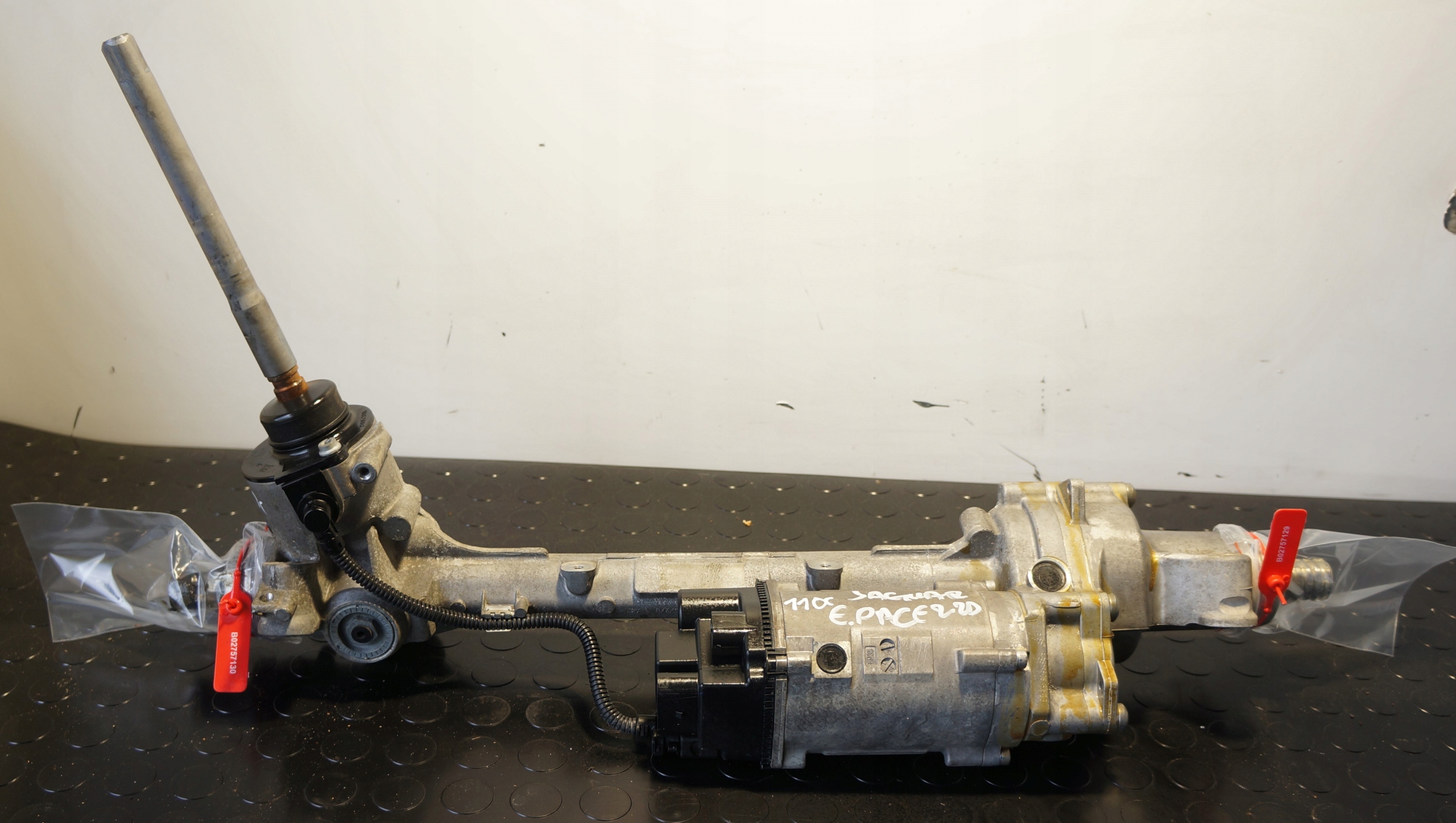 MAGLOWNICA PRZEKŁADNIA KIEROWNICZA JAGUAR E PACE J9C3-3200-AC 7818993298