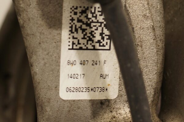 ZWROTNICA PIASTA WAHACZE LEWA AUDI A4 B9 A5 8W0407559 8W0407241F