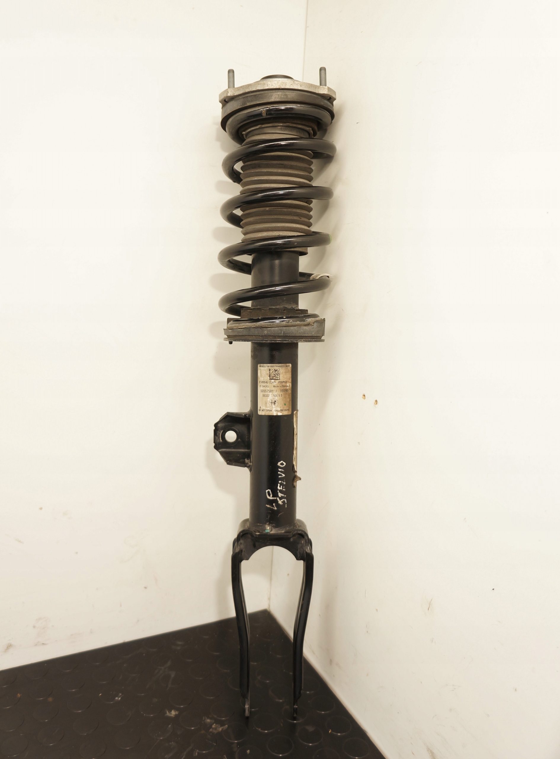 AMORTYZATOR LEWY PRZÓD ALFA ROMEO STELVIO 4X4 50557501