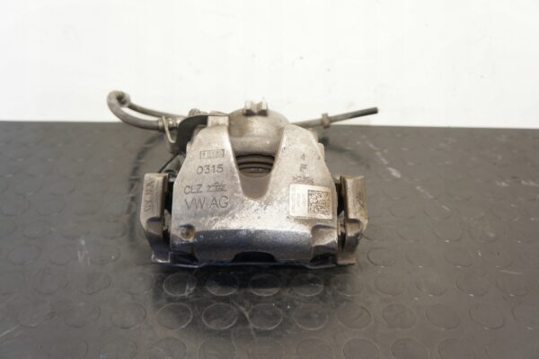 ZASISK HAMULCOWY LEWY PRZÓD AUDI A4 B9 A5 8W05DH