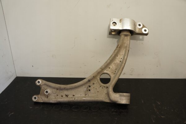 17517799675-6969469f93e75 WAHACZ LEWY VW TIGUAN AUDI Q3 3C0153D