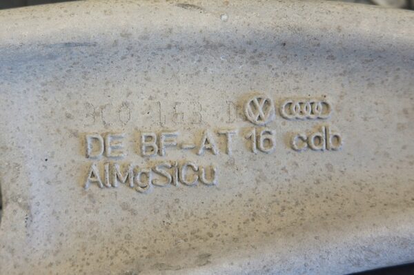 17517799675-696946a142089 WAHACZ LEWY VW TIGUAN AUDI Q3 3C0153D