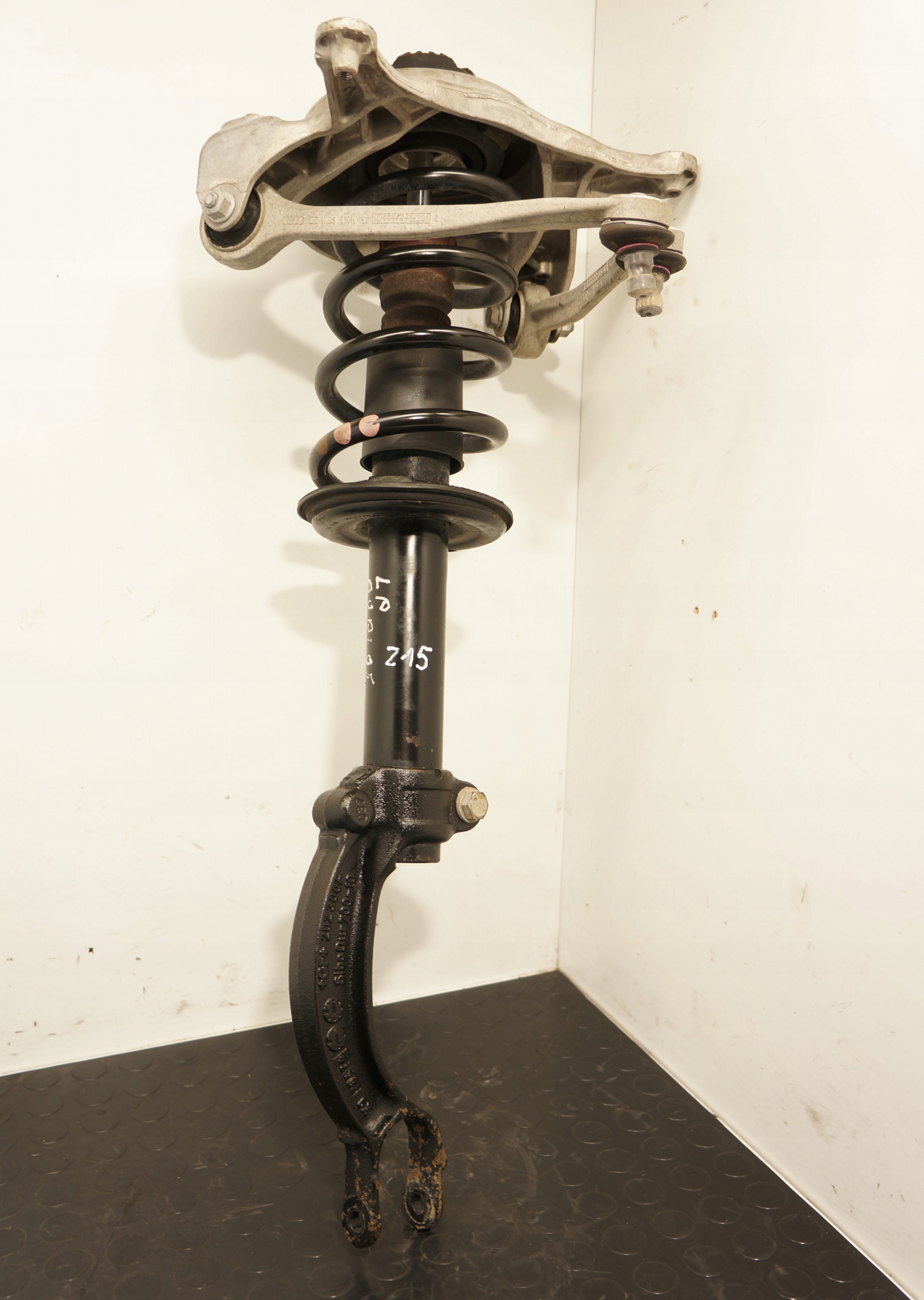 AMORTYZATOR LEWY Q5 2,0 TDI 8R0031M 8K0413K