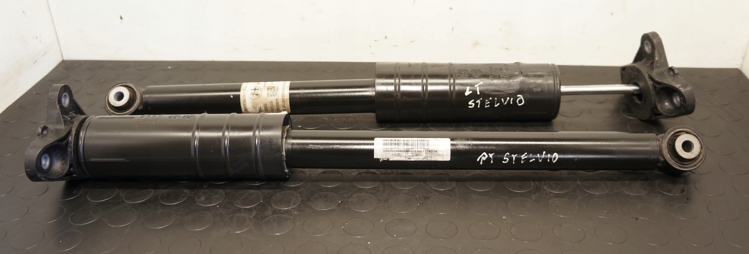 AMORTYZATORY TYŁ ALFA ROMEO STELVIO 4X4 505596600 50559657