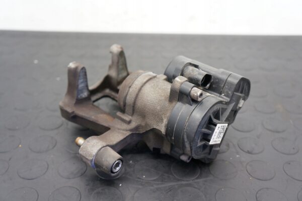 ZACISK HAMULCOWY LT SILNICZEK VW GOLF VIII LEON A3 OCTAVIA 5R3615405A