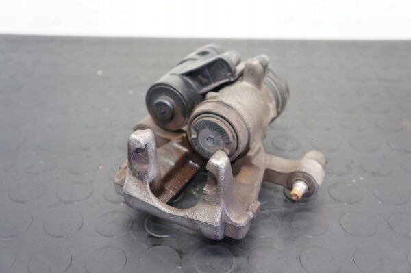 ZACISK HAMULCOWY LT SILNICZEK VW GOLF VIII LEON A3 OCTAVIA 5R3615405A