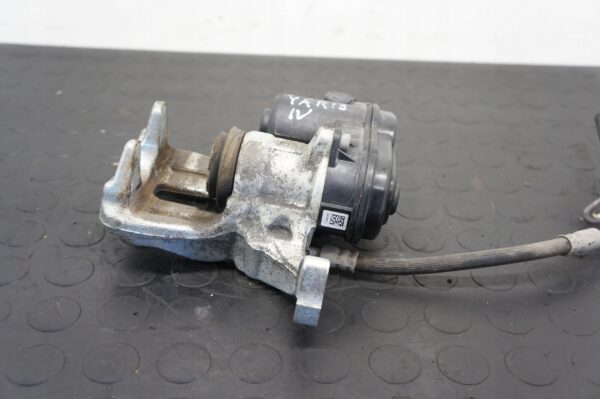 ZACISK HAMULCOWY LEWY TYŁ TOYOTA YARIS IV LT 1,5 HYBRID 46310-0D010