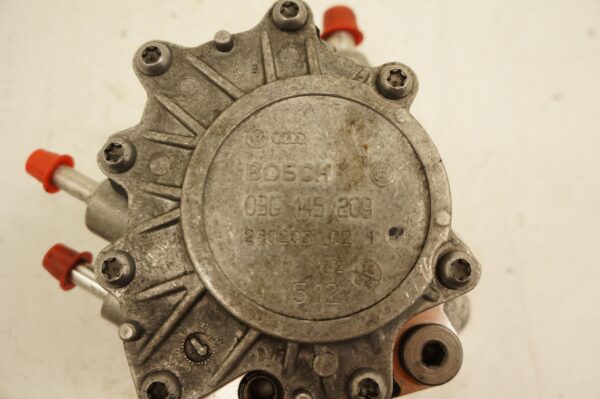 17529169152-696945a6736c7 POMPA VACUM VW GOLF V 2,0 TDI 036145209