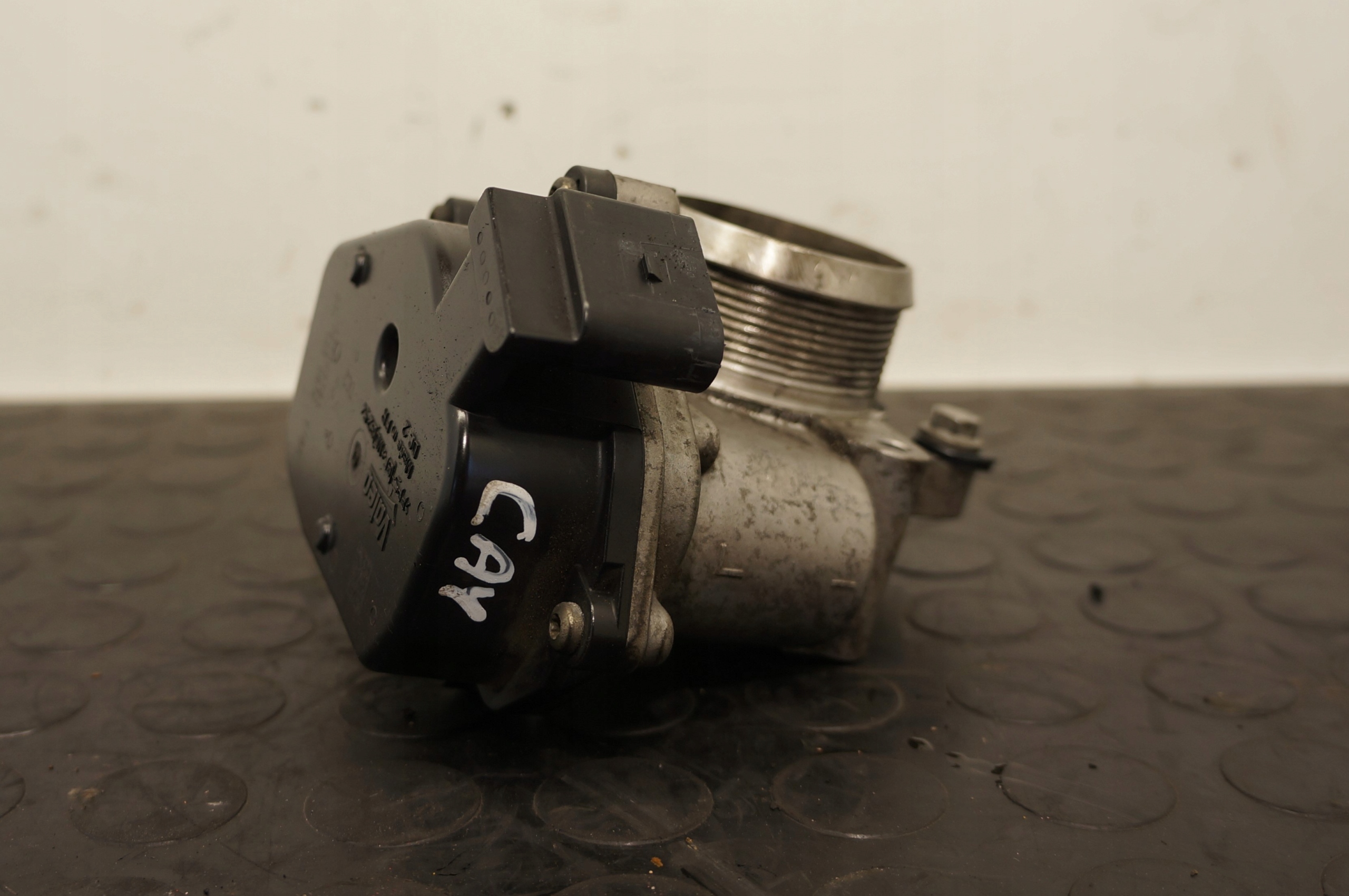 PRZEPUSTNICA VW GOLF VI A3 LEON 1,6 TDI 03L128063Q