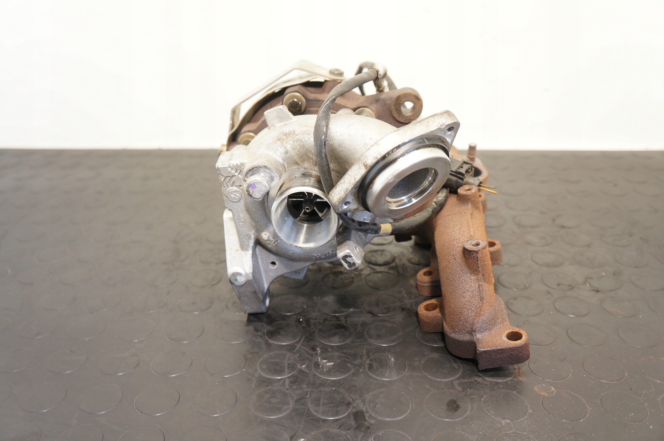 TURBOSPRĘŻARKA TURBO VW GOLF VI A3 LEON 1,6 TDI 03L253056D