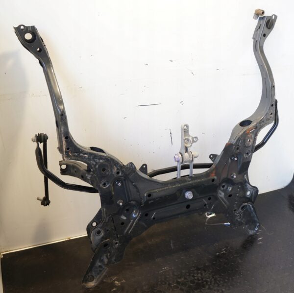 BELKA SANKI WÓZEK TOYOTA YARIS IV 1,5 HYBRID