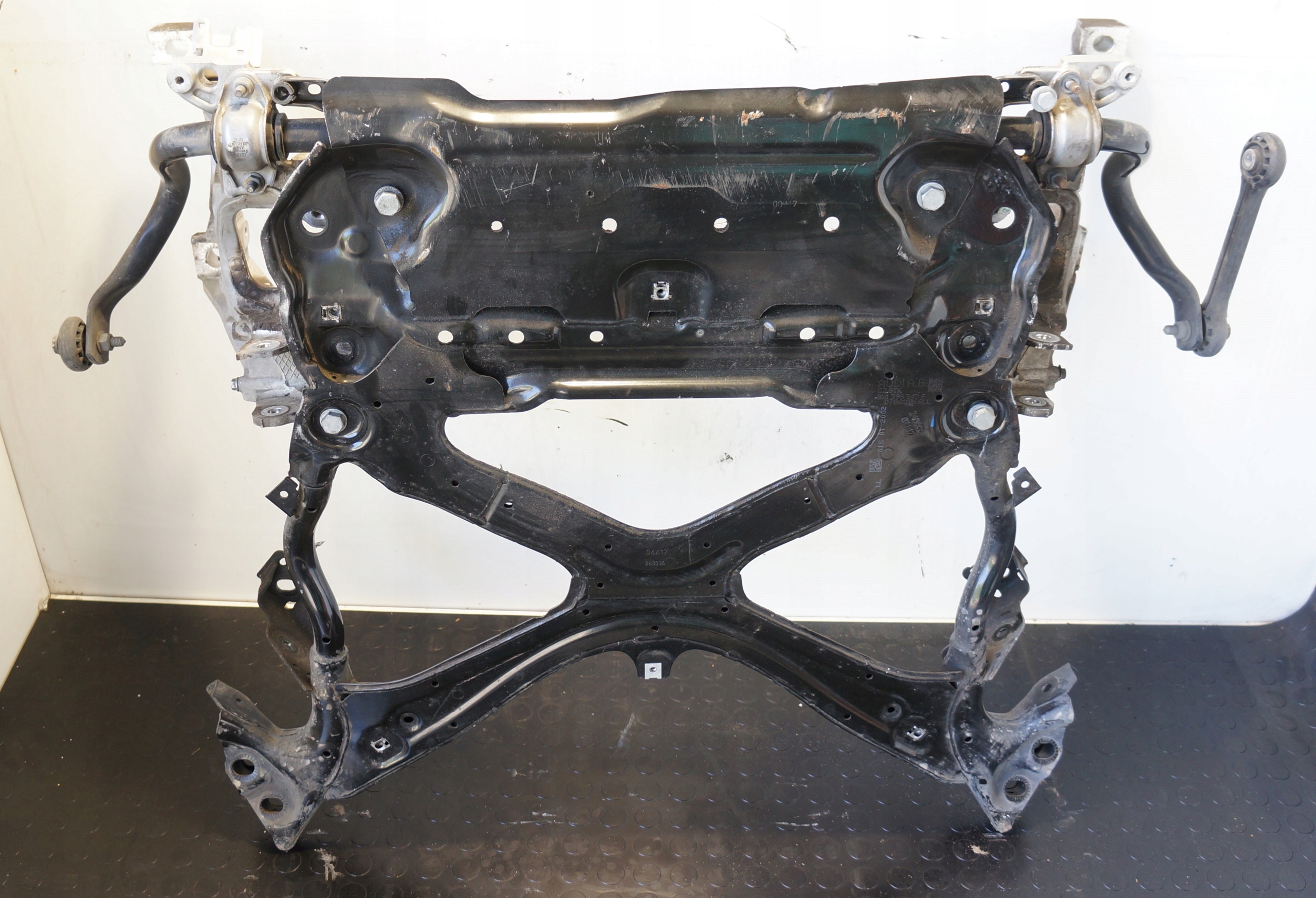 17533639935-696944faec806 SANKI WÓZEK BELKA AUDI A4 B9 A5 8W1399347F