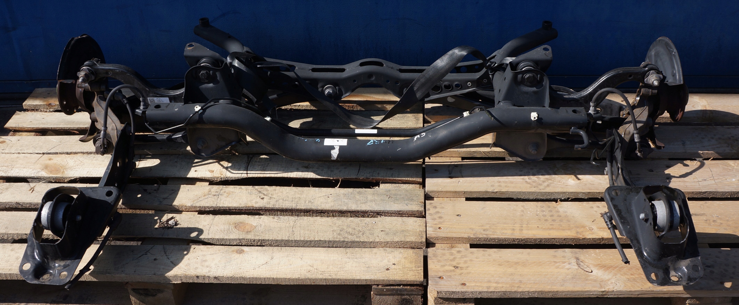 BELKA ZAWIESZENIA WÓZEK WAHACZE VW GOLF VIII LEON A3 OCTAVIA 5Q0505315H