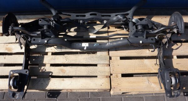 BELKA ZAWIESZENIA WÓZEK WAHACZE VW GOLF VIII LEON A3 OCTAVIA 5Q0505315H