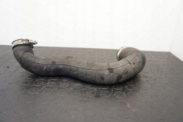 17559200352-696943ff6c402 RURA PRZEWÓD POWIETRZA AUDI Q5 2,0TFSI 8R0145738R