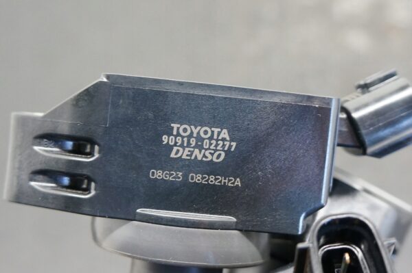 CEWKI ZAPŁONOWE TOYOTA LEXUS NX RAV-4 2,5i A25A HYBRID 90919-02277