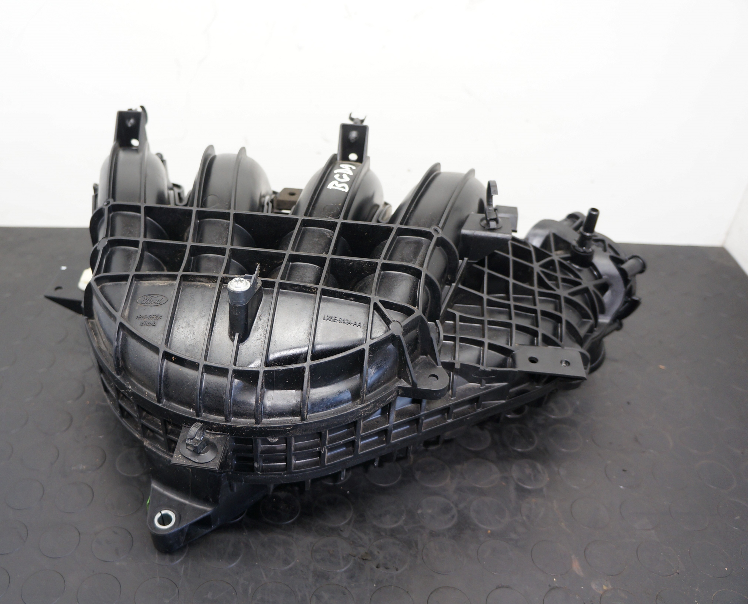 KOLEKTOR SSĄCYFORD KUGA 2.5 HYBRYDA LX6E-9424-AA